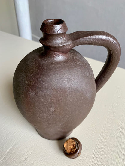 Carafe en terre cuite