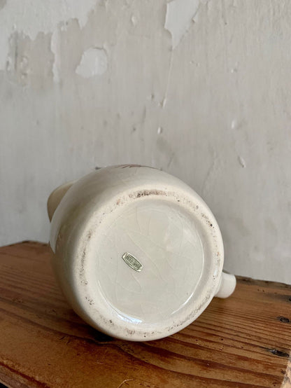 Pichet motifs fleuris