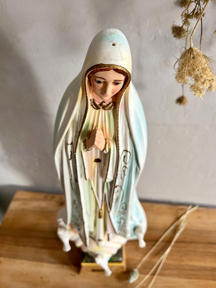 Statuette vintage Notre Dame