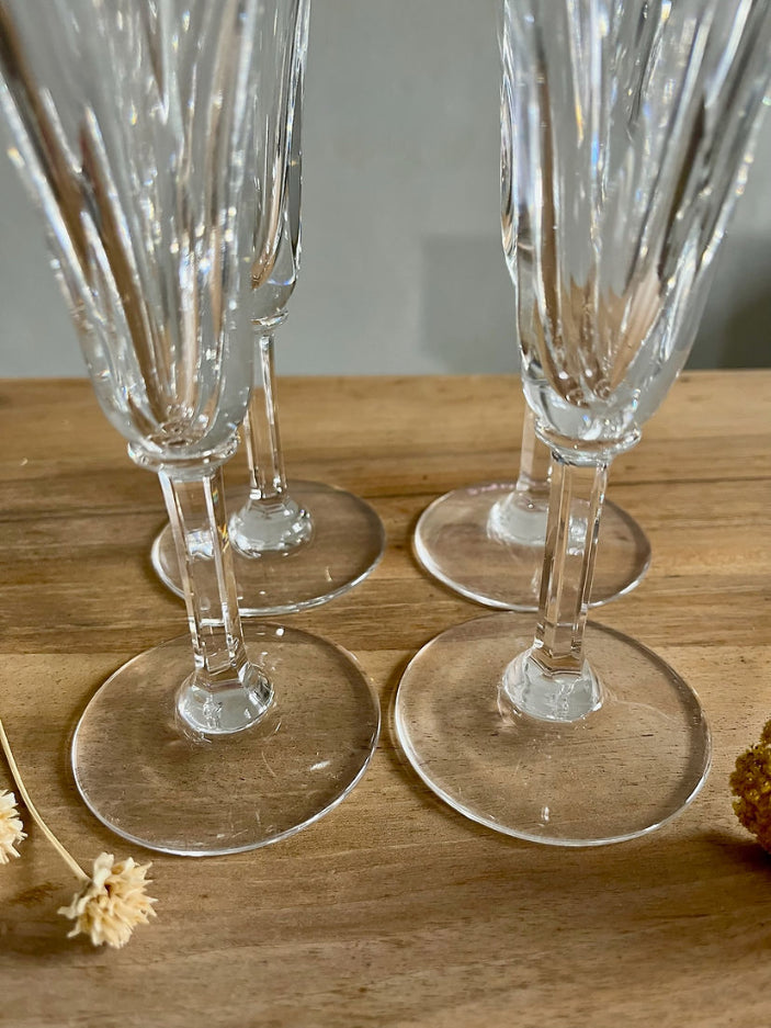 4 coupes à champagne en cristal