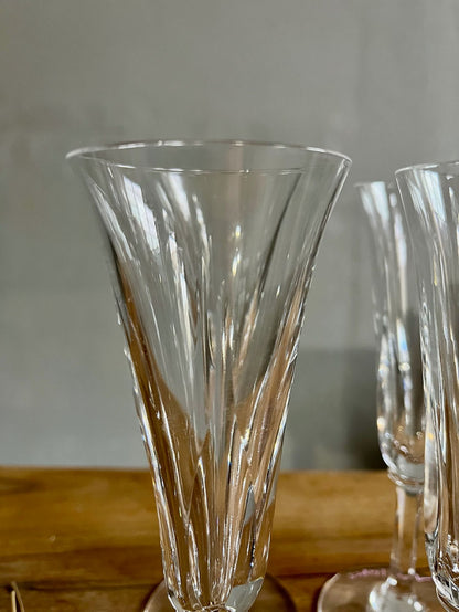 4 coupes à champagne en cristal
