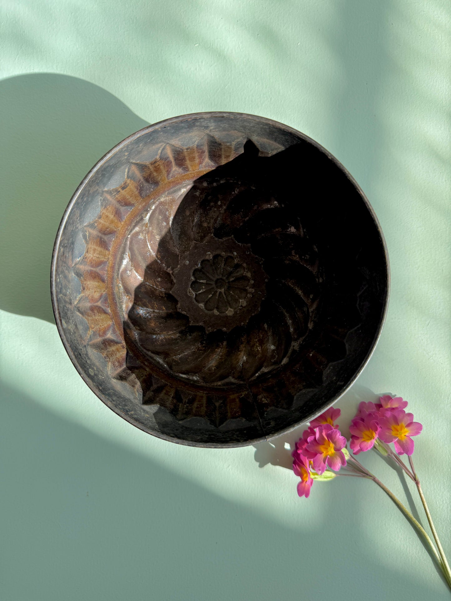 Moule à kougelhopf métallique ancien