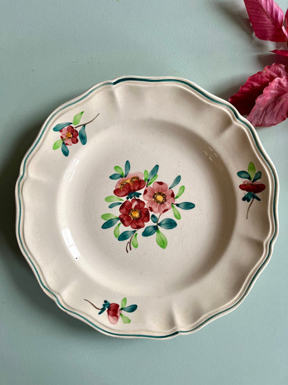 Assiettes anciennes Sarreguemines modèle Amazones – Lot de 2  Vaisselle Patine