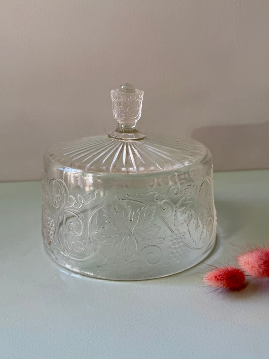 Cloche en verre moulé décor vigne