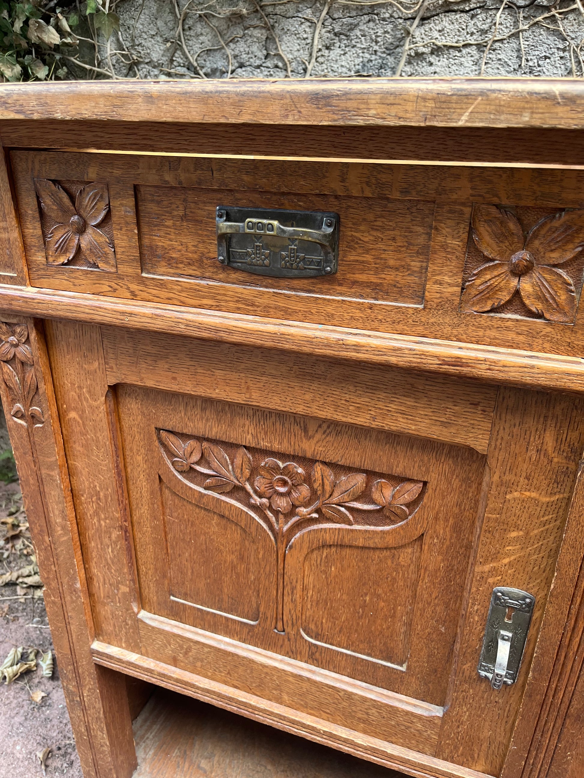 Buffet art déco avec niche  Meubles à rénover Patine