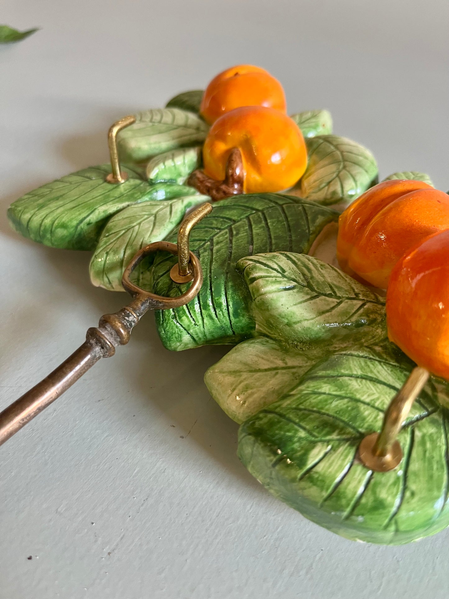 Porte torchons/clés vintage motif abricots Vallauris  Décoration Patine