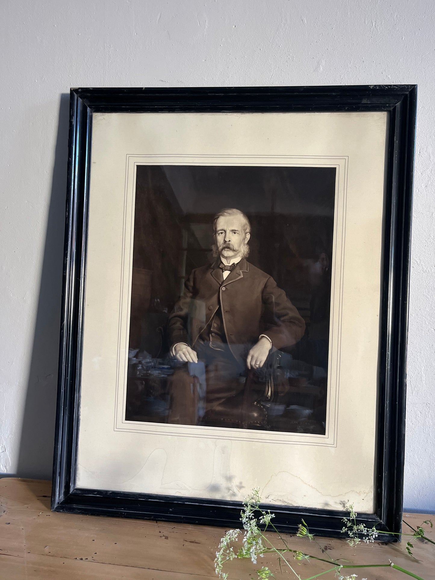 Ancien portrait photographique sous cadre