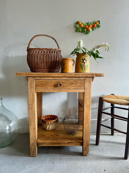 Petit établi ancien avec tiroir   Patine