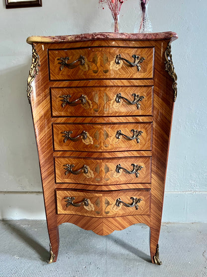 Chiffonier Louis XV en bois et marbre   Patine