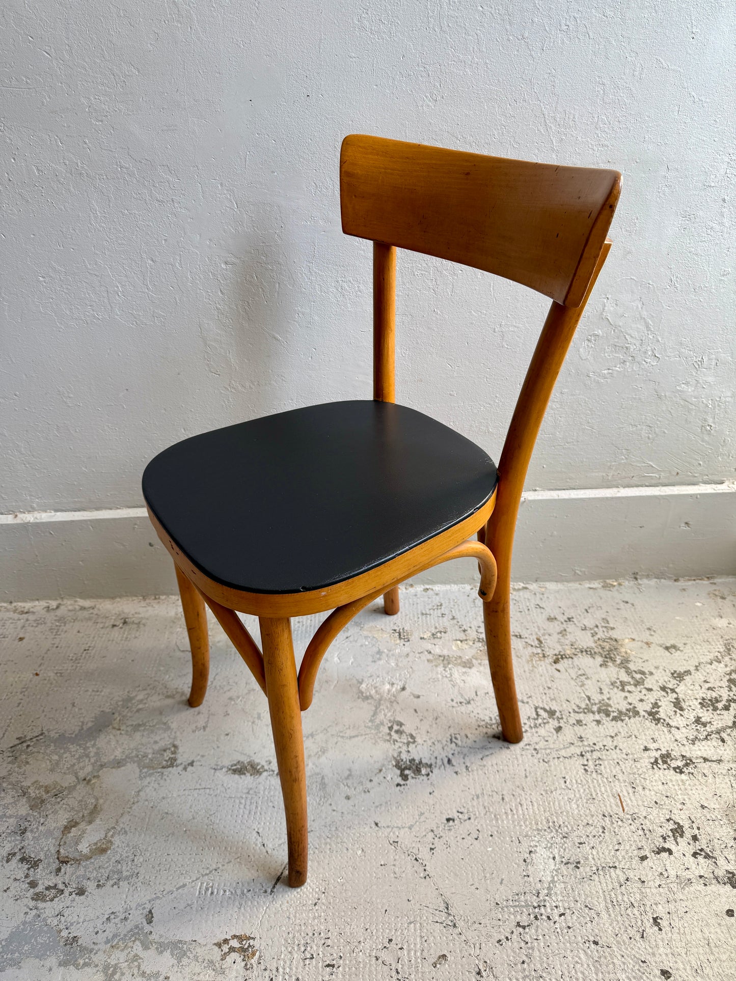 Chaise bistrot - assise noire