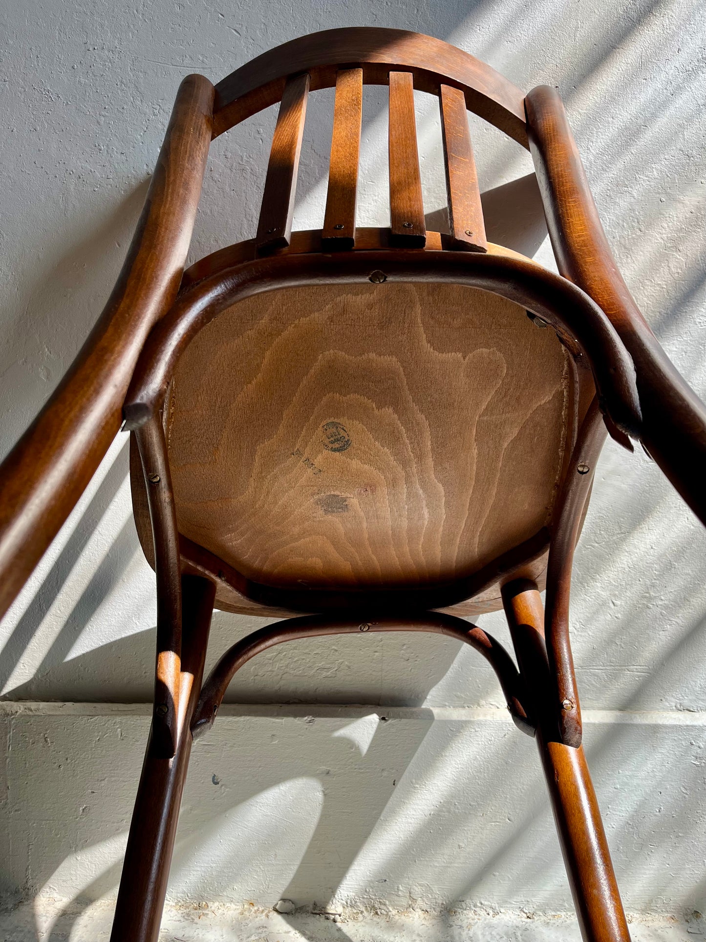 Chaise bistrot ancienne bois foncé