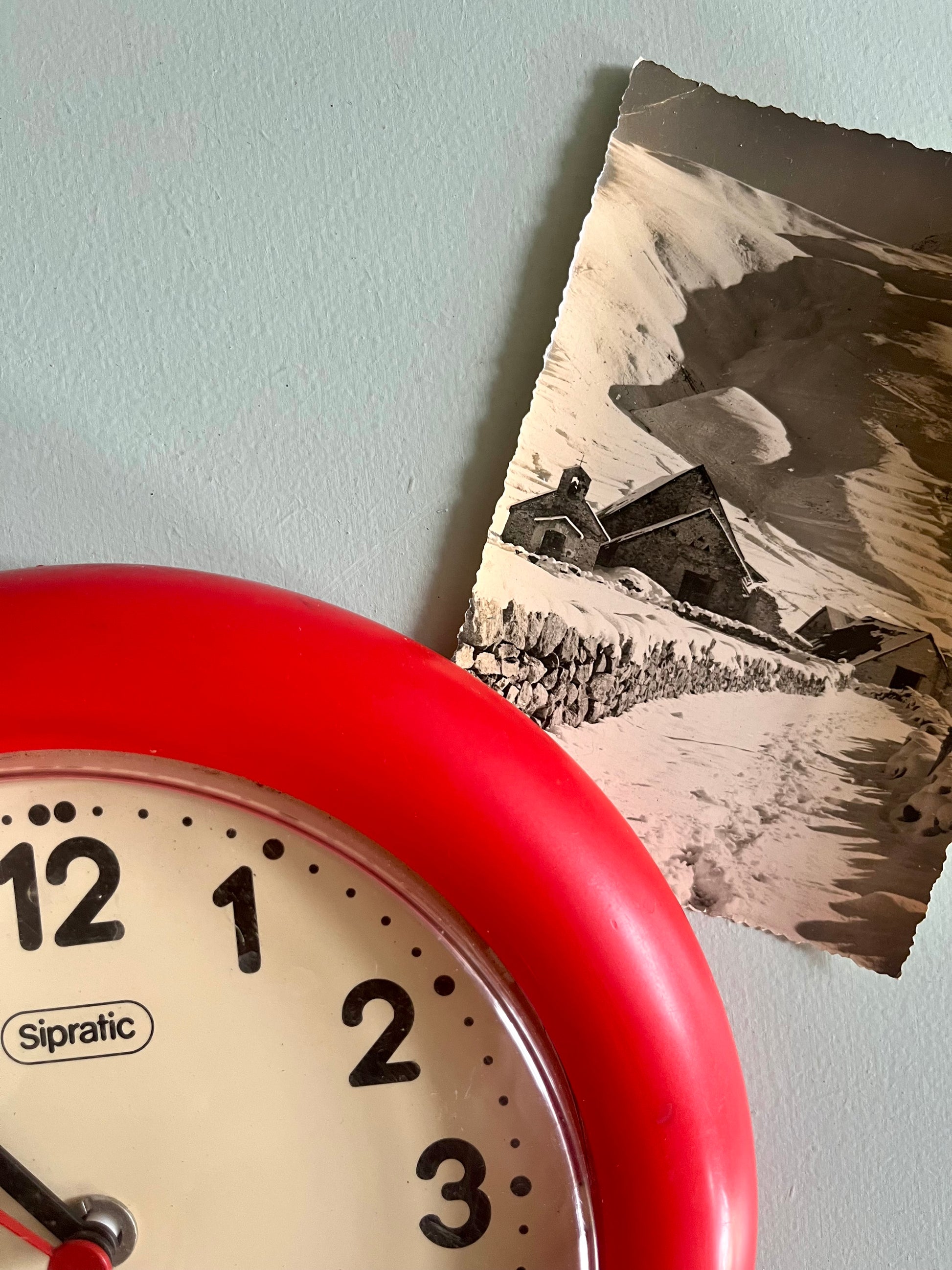 Horloge murale ancienne   Patine