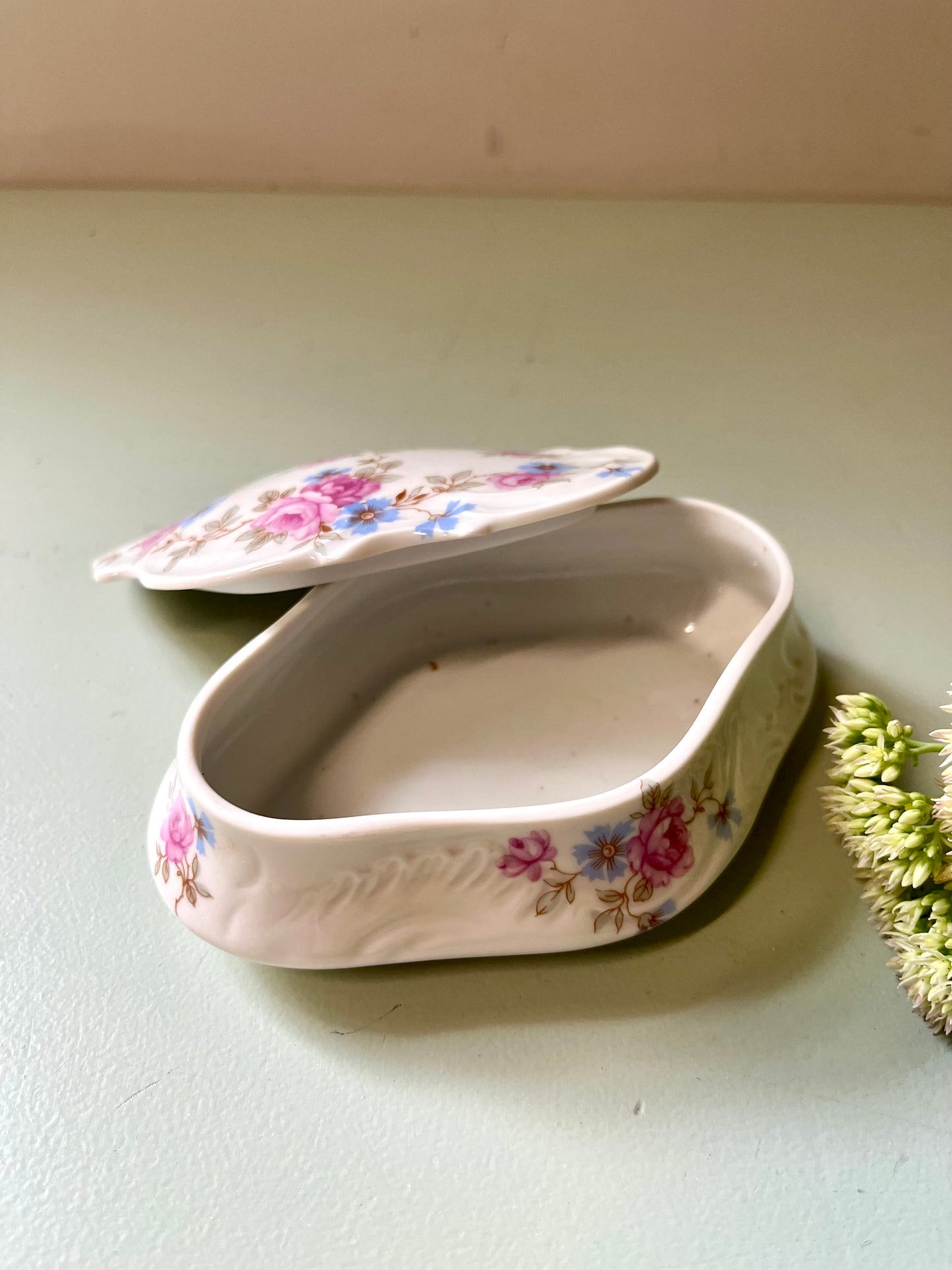Boîte à bijoux en porcelaine  Décoration Patine