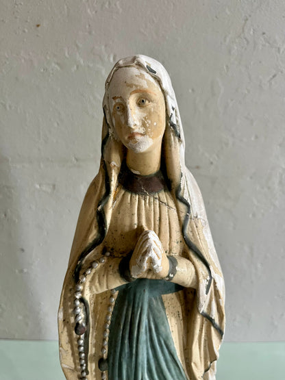 Vierge ancienne en plâtre  Décoration Patine