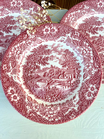 Assiettes plates en faïence rouge style anglais- lot de 3