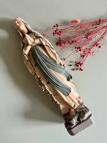 Vierge ancienne en plâtre  Décoration Patine
