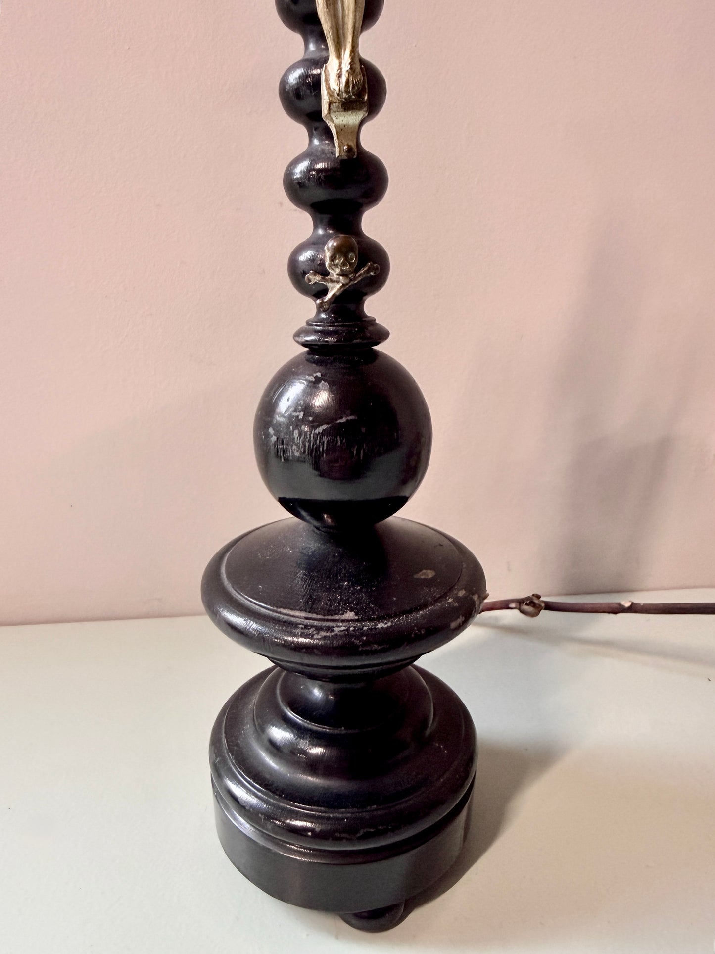 Crucifix en bois avec Christ en métal