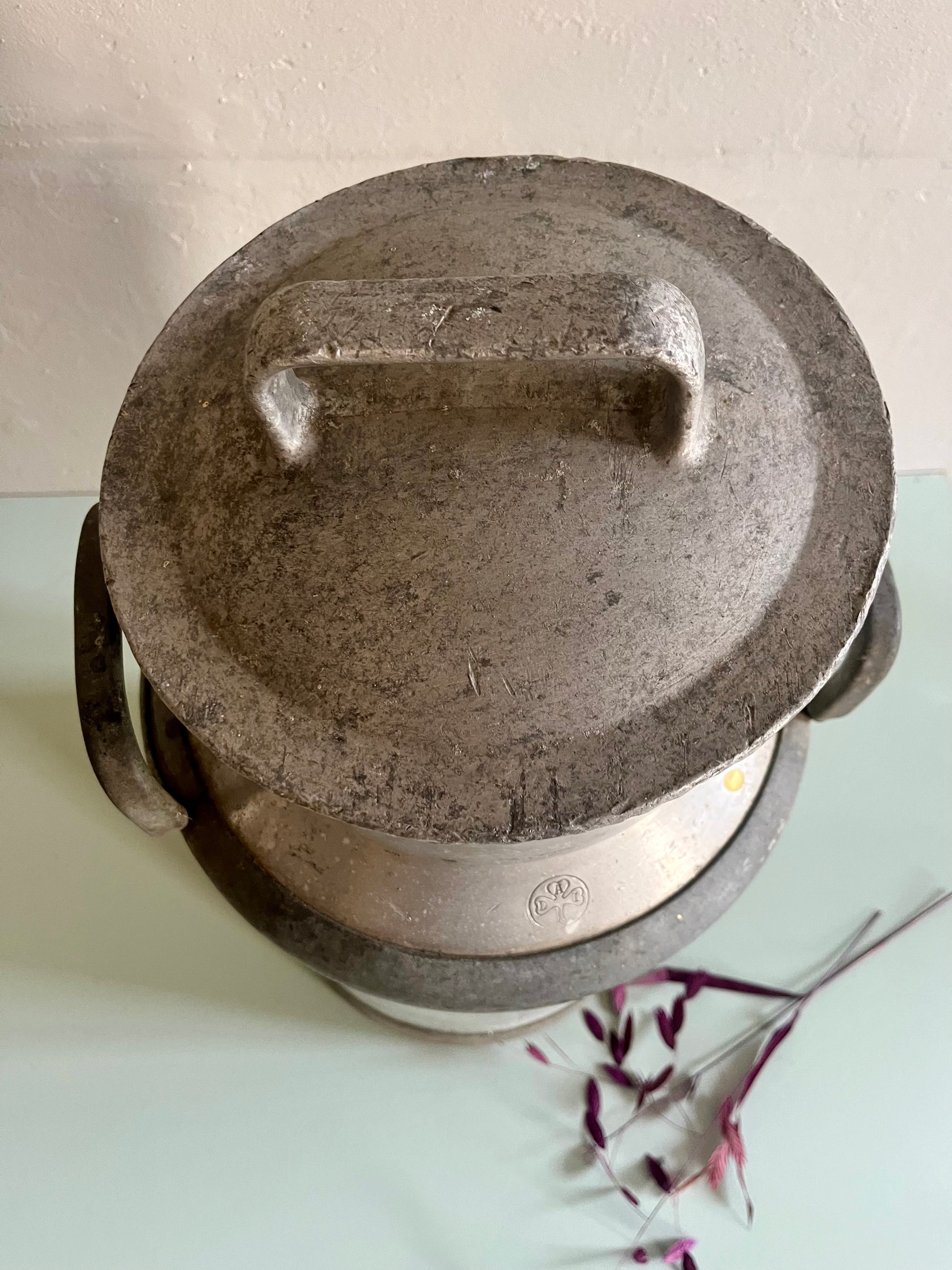 Pot à lait ancien  Décoration Patine