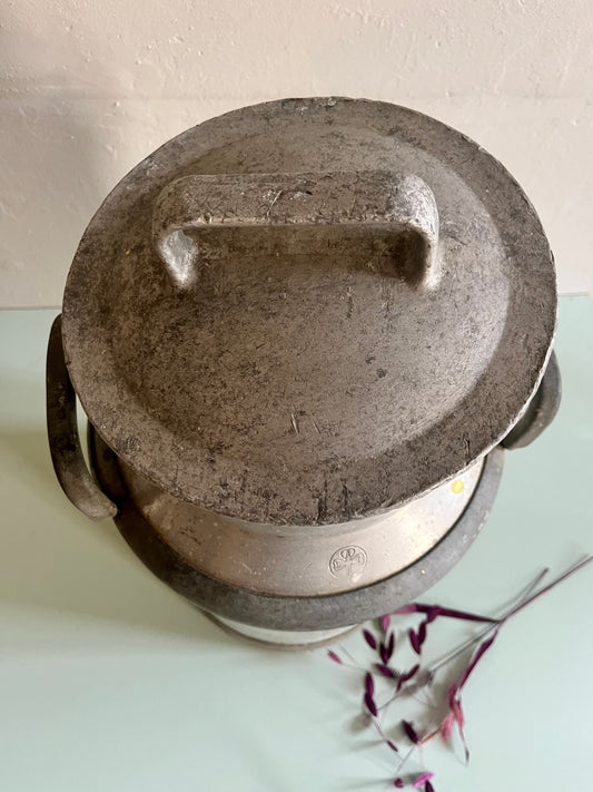 Pot à lait ancien  Décoration Patine