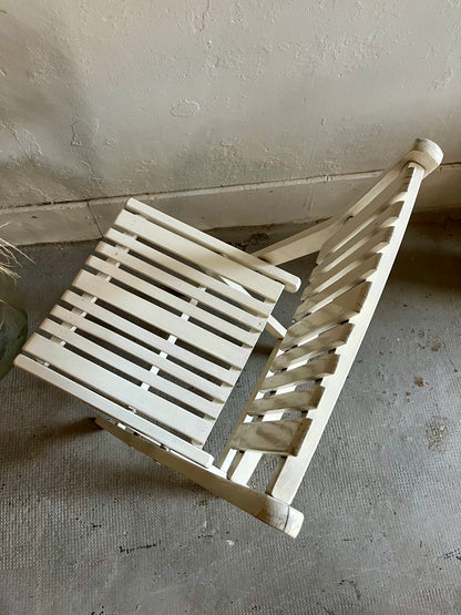 Chaise pliante de jardin en bois peinture blanche  Meubles Patine