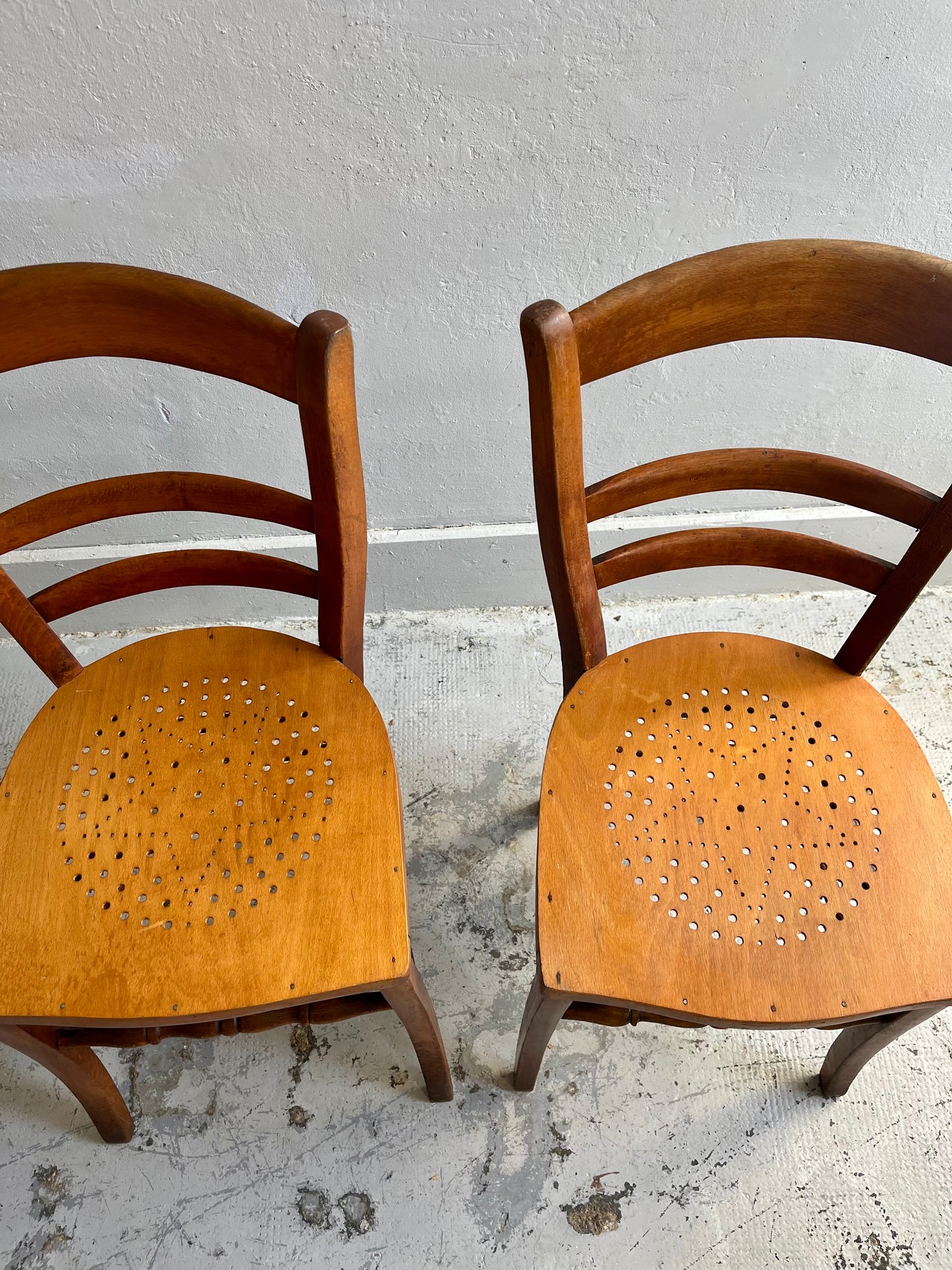 Lot de 2 chaises bistrot ancienne assise étoile