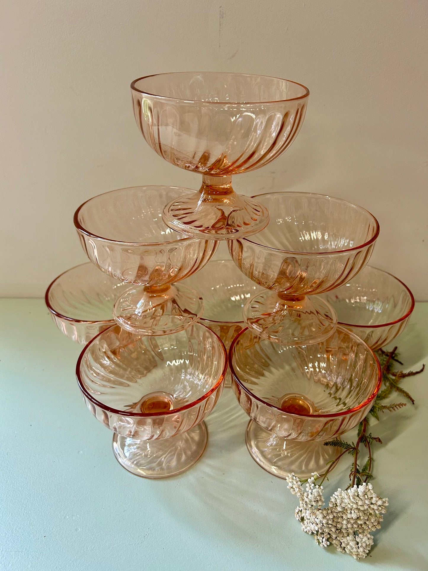 Coupes à glace en Rosaline - lot de 8   Patine