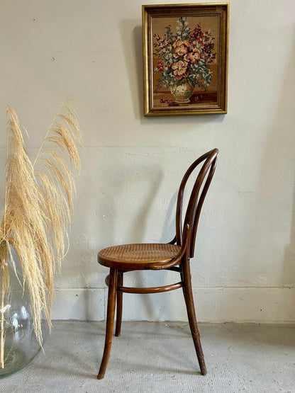 Chaise bistrot assise cannage - type  18 Thonet   Patine