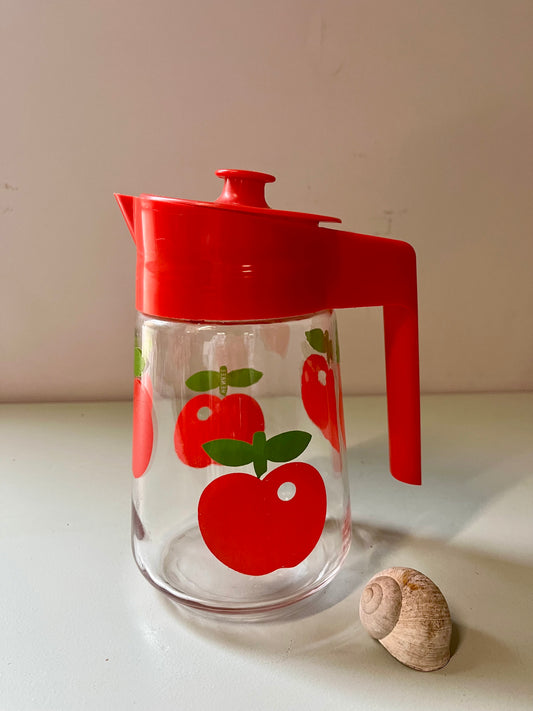 Carafe vintage pomme « Henkel »  Vaisselle Patine