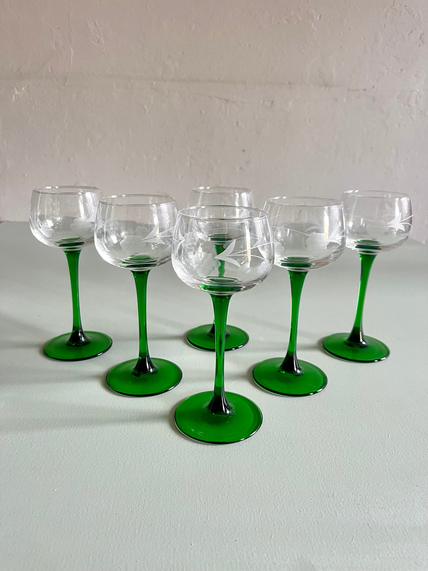 Verres à vin blanc alsaciens gravés  Vaisselle Patine
