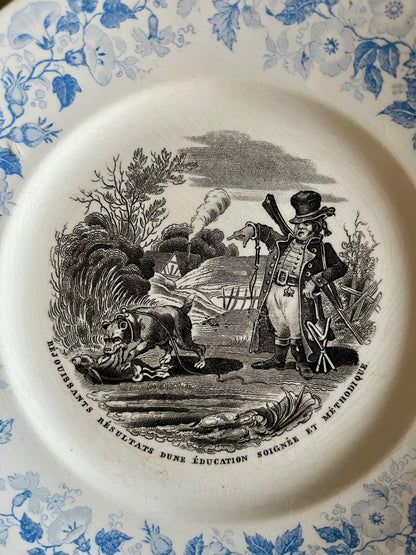 Assiette parlante ancienne – décor floral bleu  Vaisselle Patine