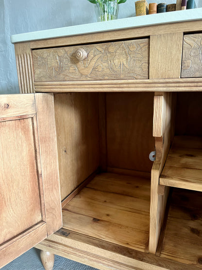 Buffet ancien gravé  Meubles Patine