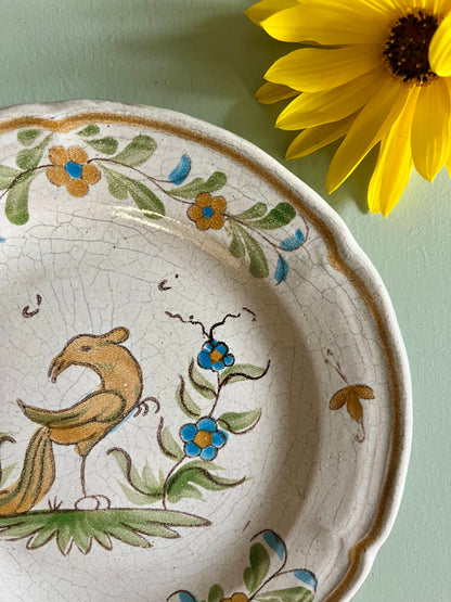 Assiette décorative en faïence – oiseau peint à la main   Patine