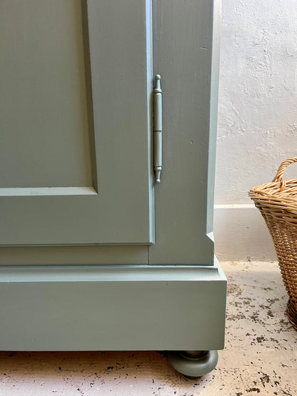 Bonnetière/armoire ancienne une porte bleu-gris