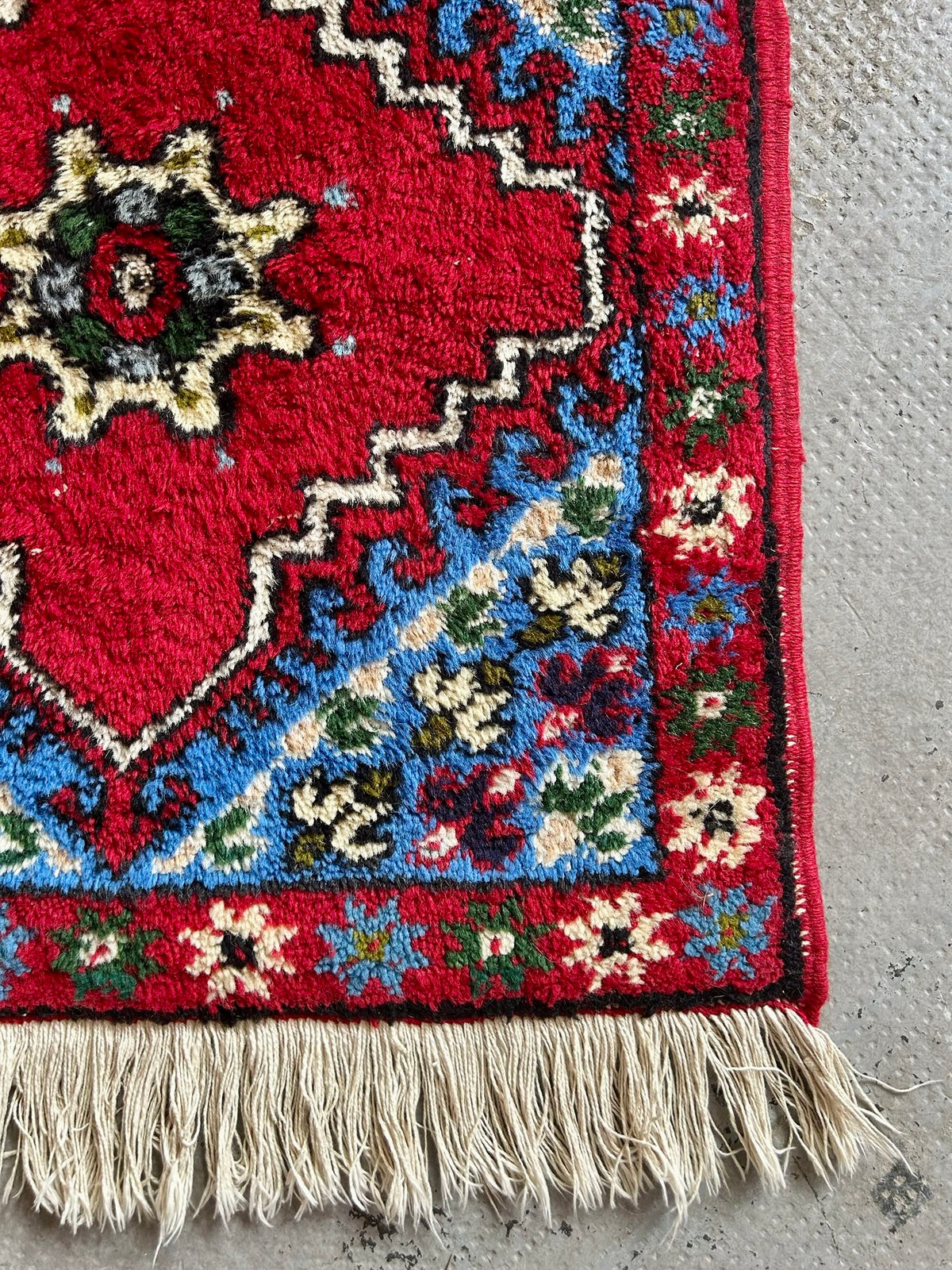 Petit tapis tissé main   Patine