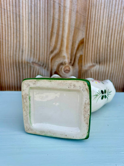 Vase en faïence fleurie ancien   Patine