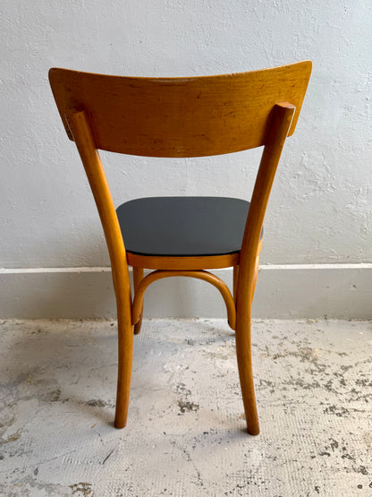 Chaise bistrot - assise noire
