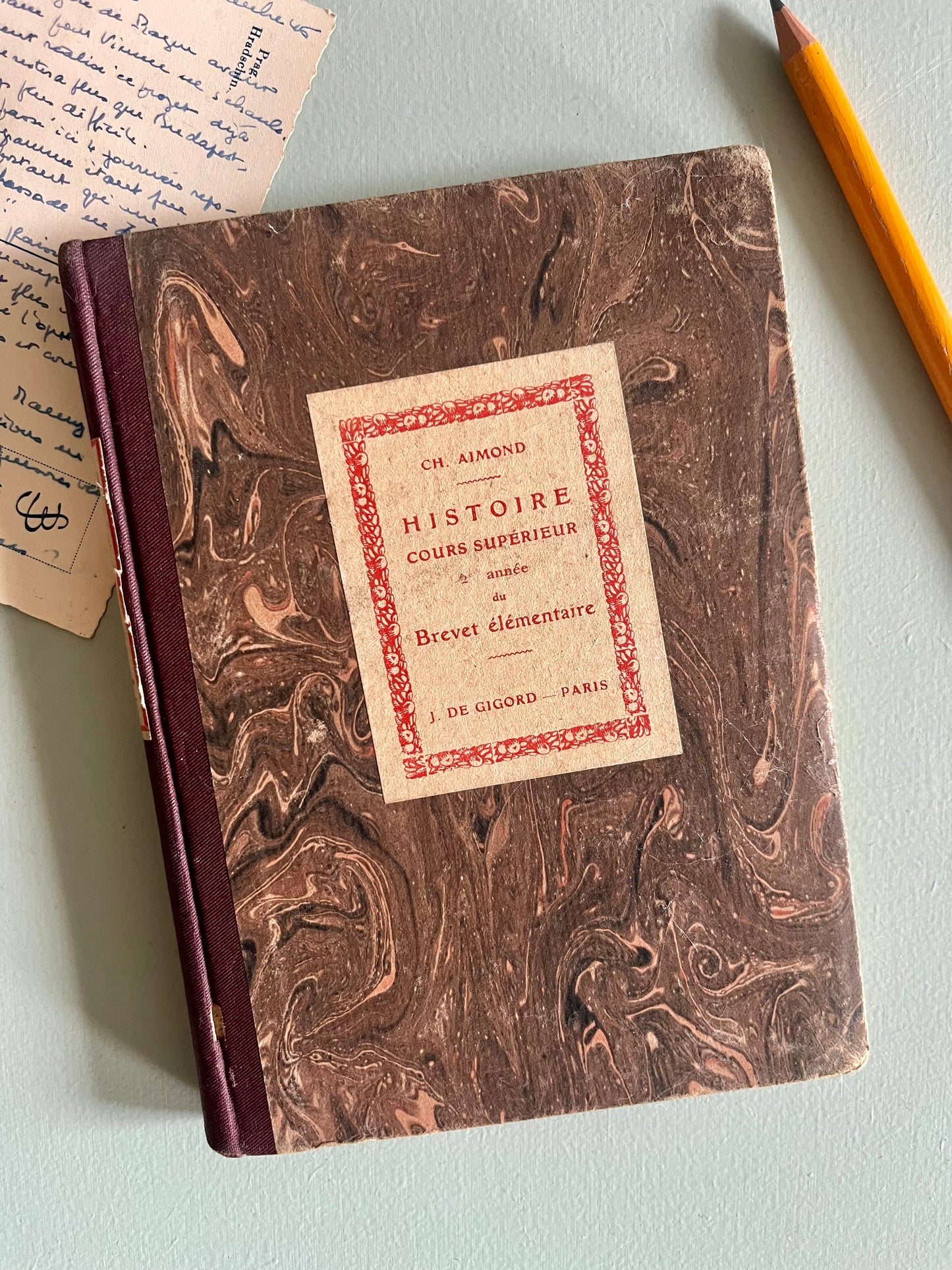 Livre ancien histoire de France  Décoration Patine