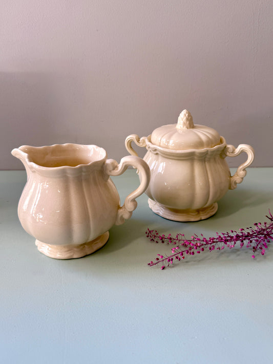 Sucrier et pot à lait de Sarreguemines