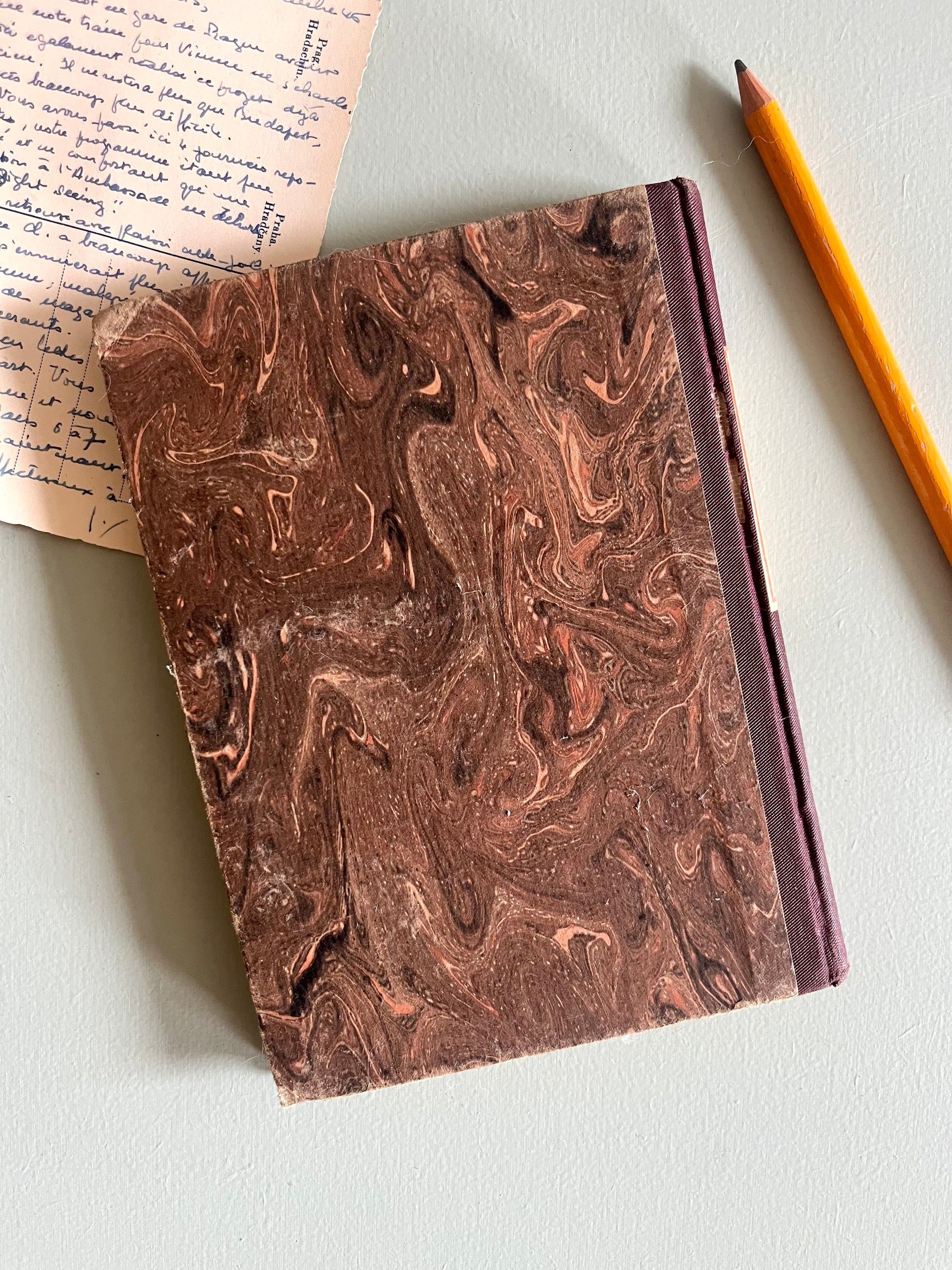 Livre ancien histoire de France  Décoration Patine