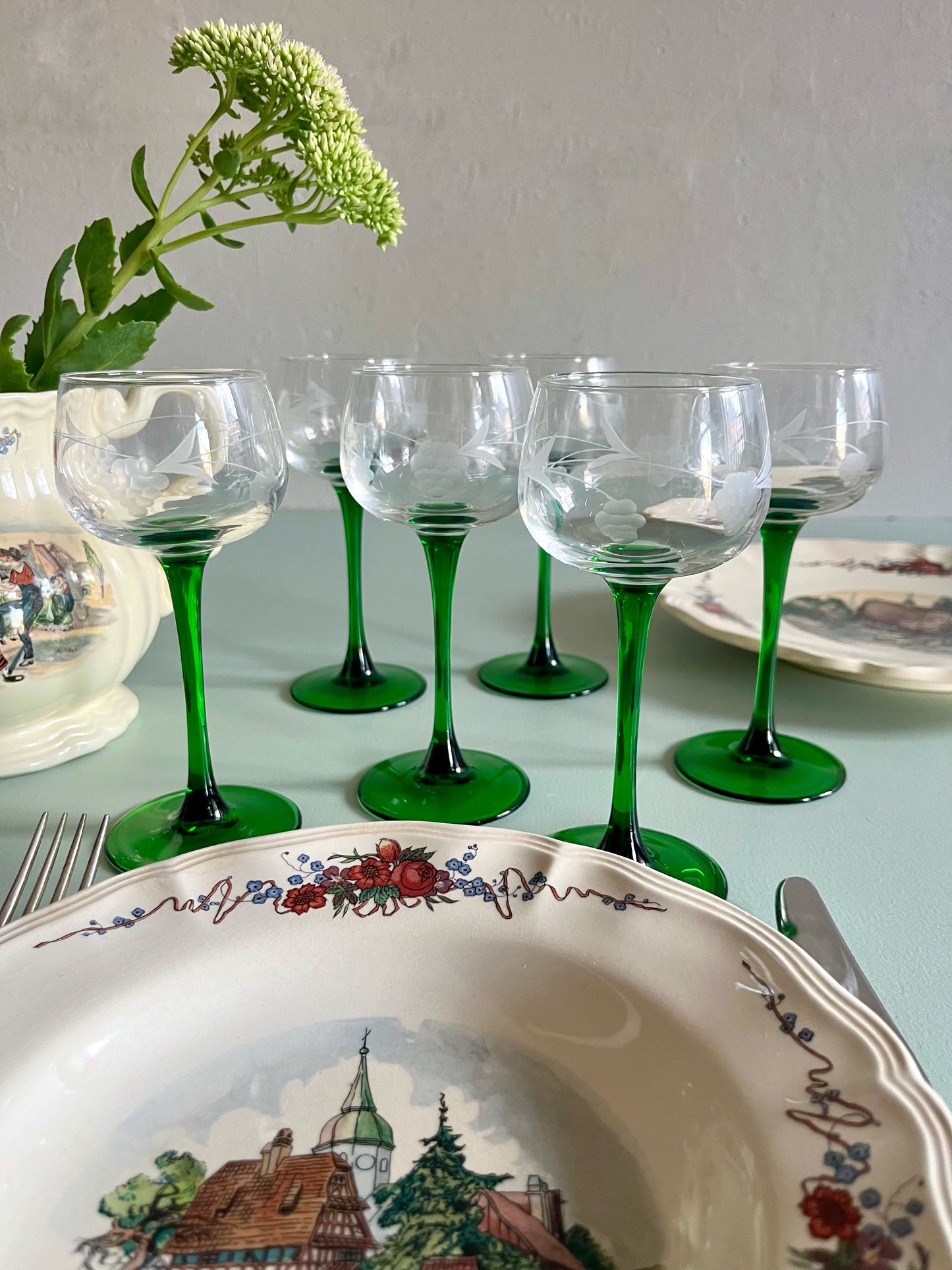 Verres à vin blanc alsaciens gravés  Vaisselle Patine
