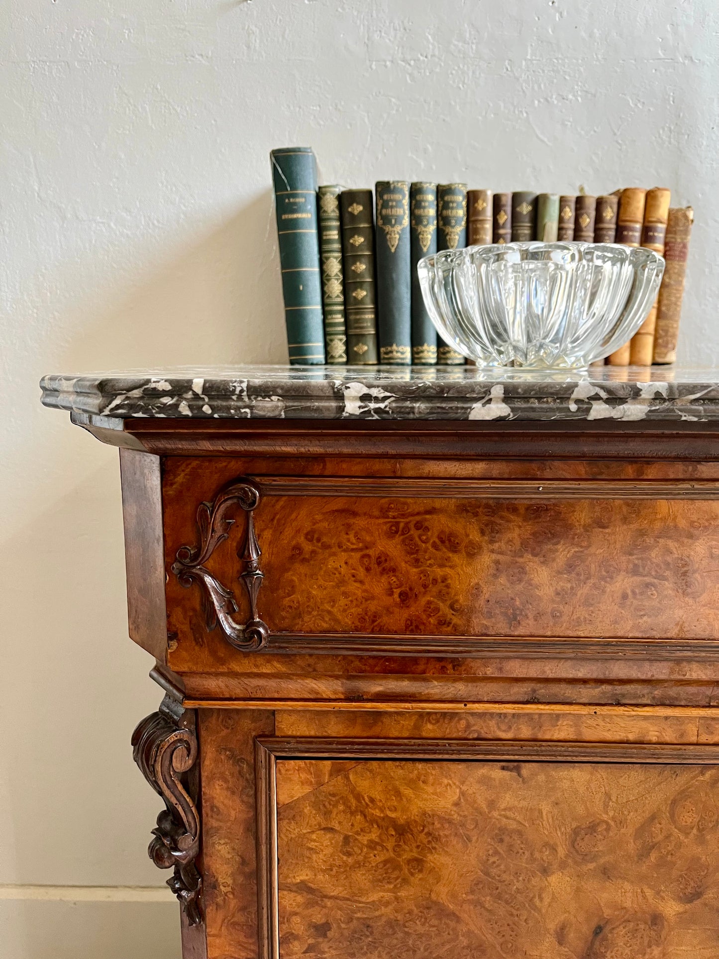 Commode marbre et bois