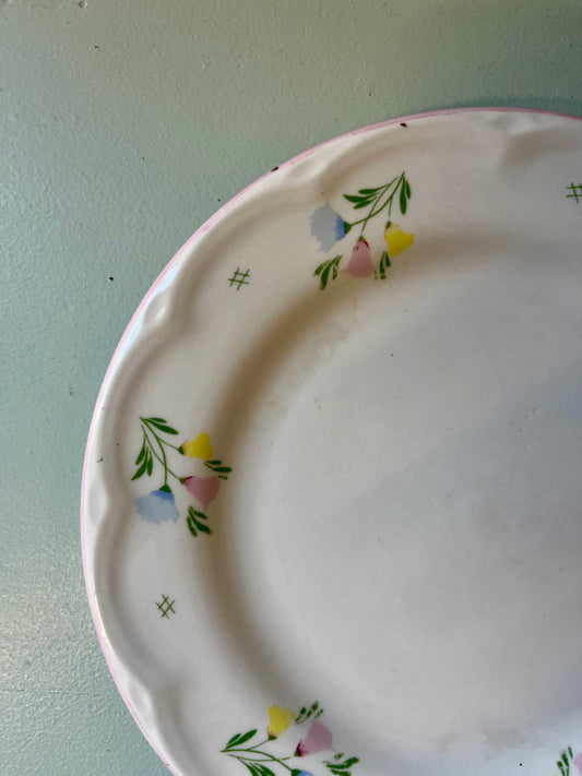 Assiette à dessert motif fleuris