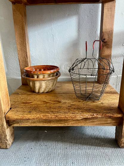 Petit établi ancien avec tiroir   Patine
