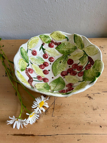 Saladier-égouttoir à cerises en barbotine - Patine