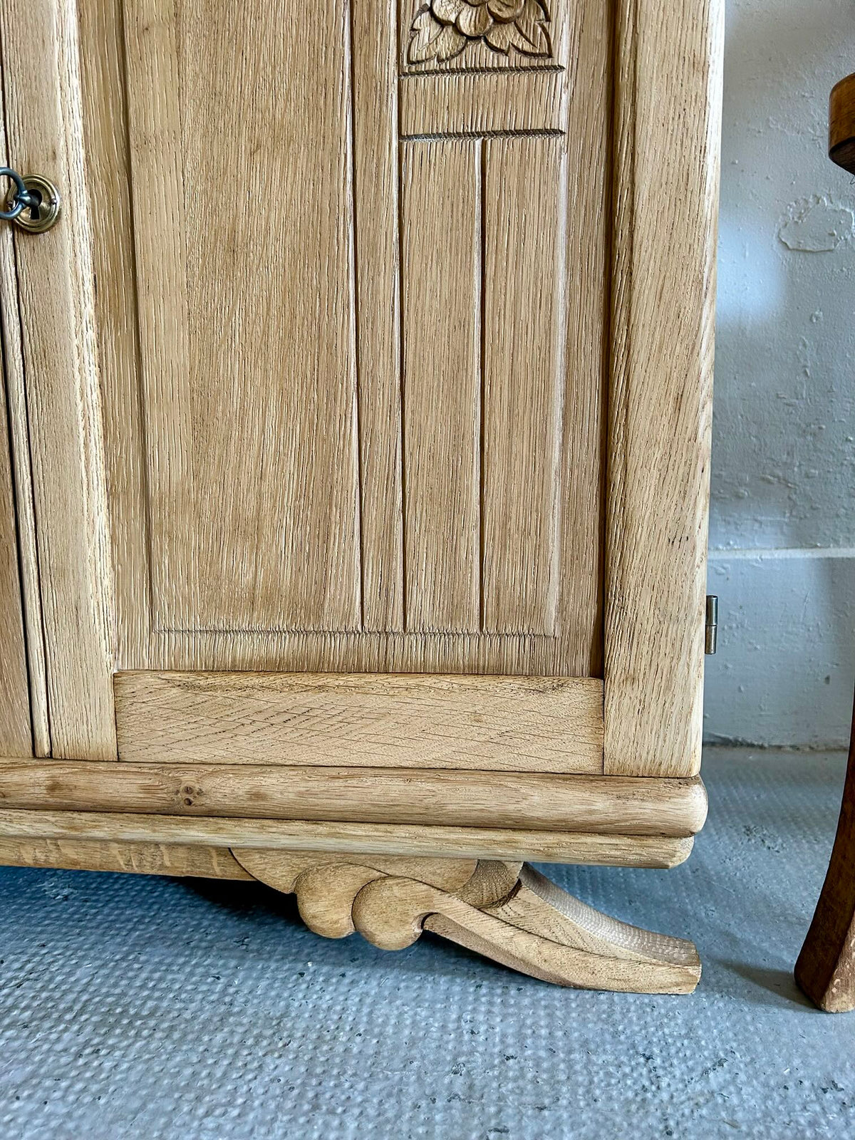 Buffet 2 portes art deco   Patine