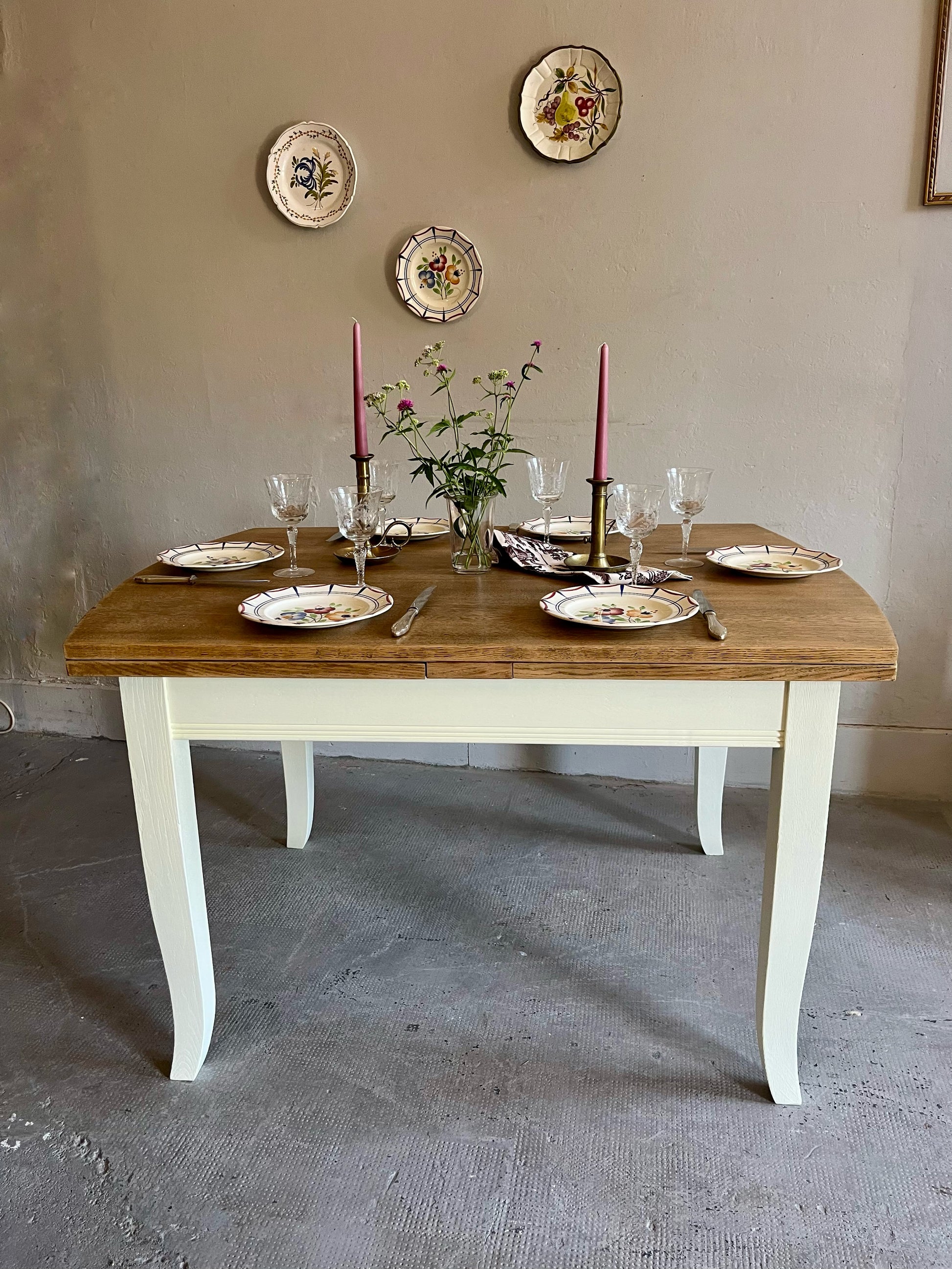 Tables ancienne bois et beige avec allonges  Meubles Patine