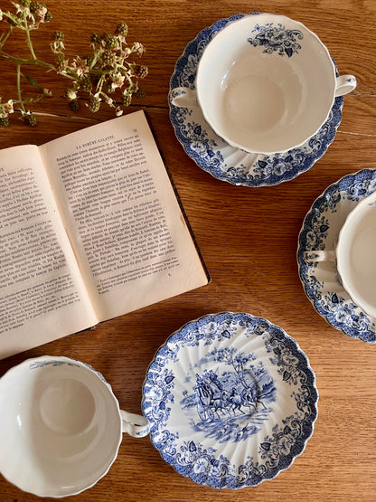 Tasses à thé anglaises avec coupelles- lot de 4  Vaisselle Patine