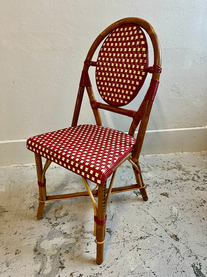 Chaise bistrot de terrasse-style café parisien