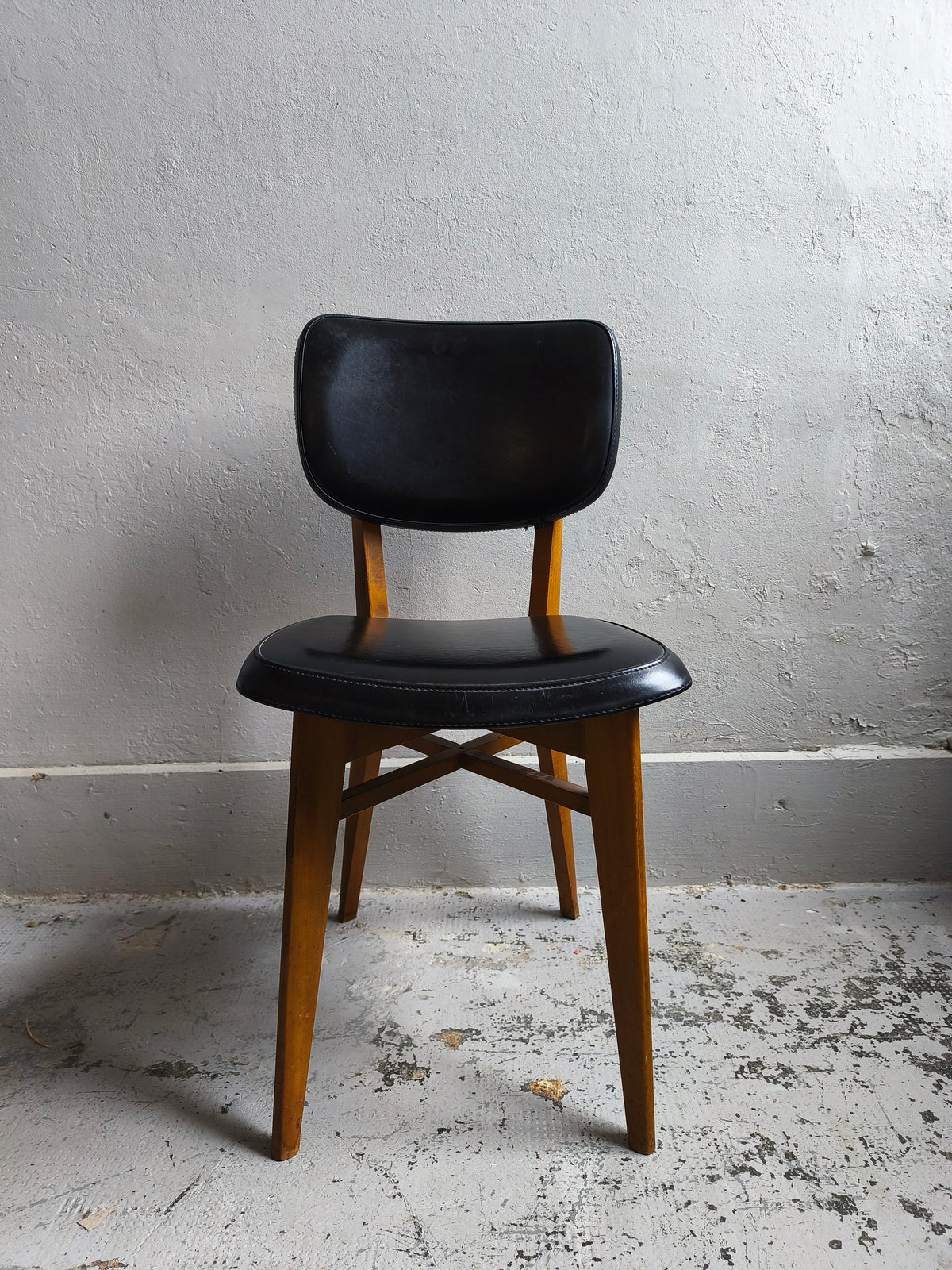 Chaise vintage style scandinave lot de 2   Patine