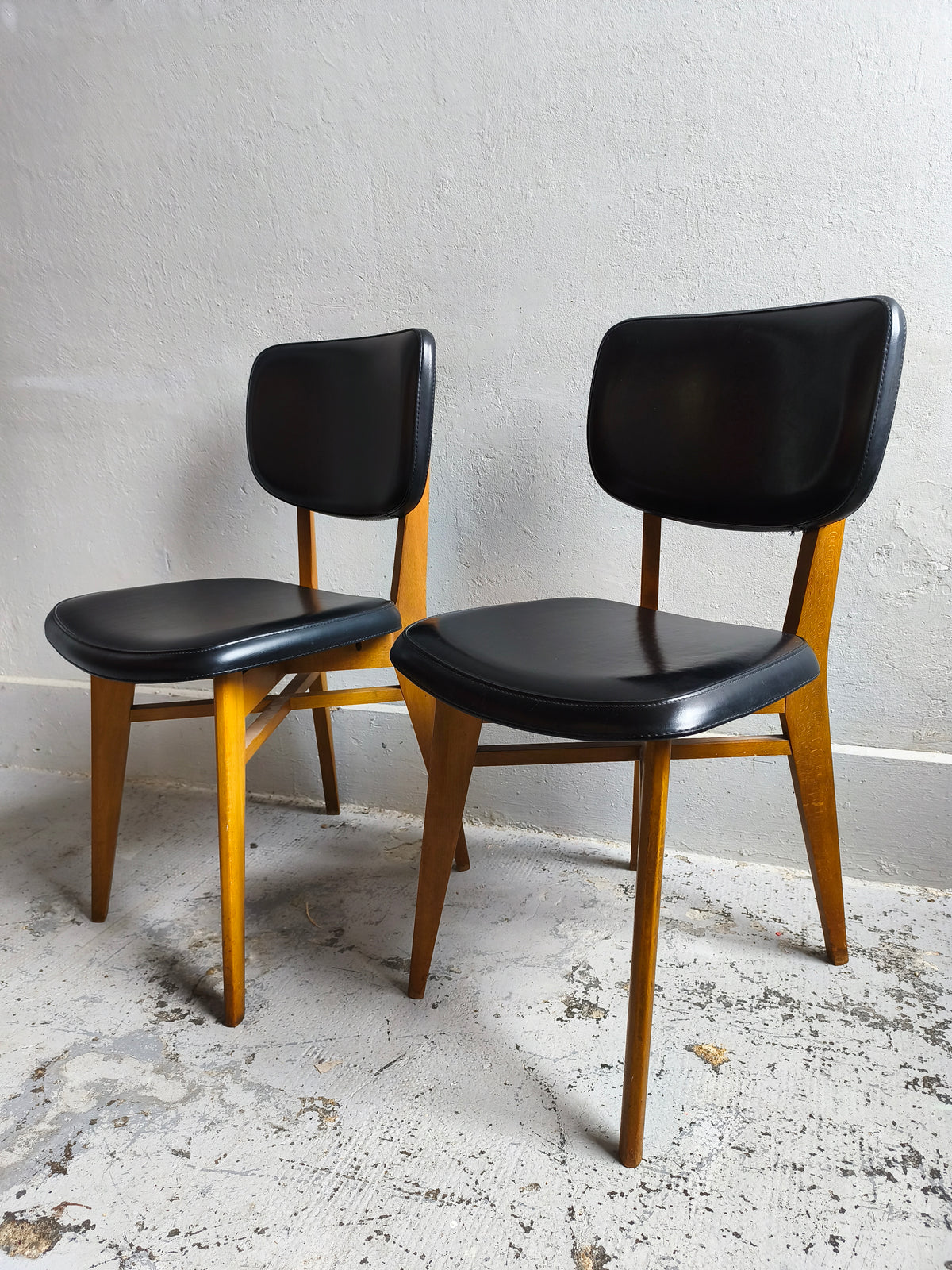 Chaise vintage style scandinave lot de 2   Patine